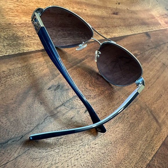 ☀️ COACH Signature Blue Ombré Pilot Aviator Sunglasses HC7009 with Case - Picture 7 of 14